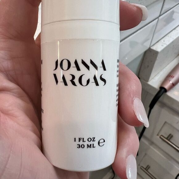 Joanna Vargas Magic Serum using plant power to calm redness & sooth skin- NIB - Picture 8 of 14